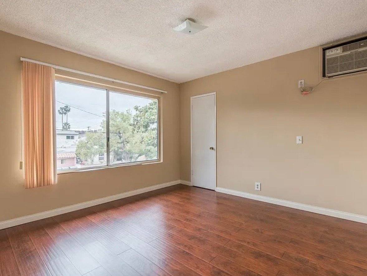Apartment for rent at 341 W Dryden St #A, Glendale, CA 91202