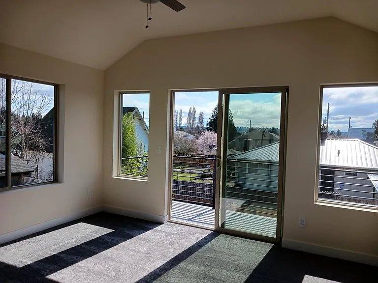 House for rent at 4253 S Spencer St, Seattle, WA 98118