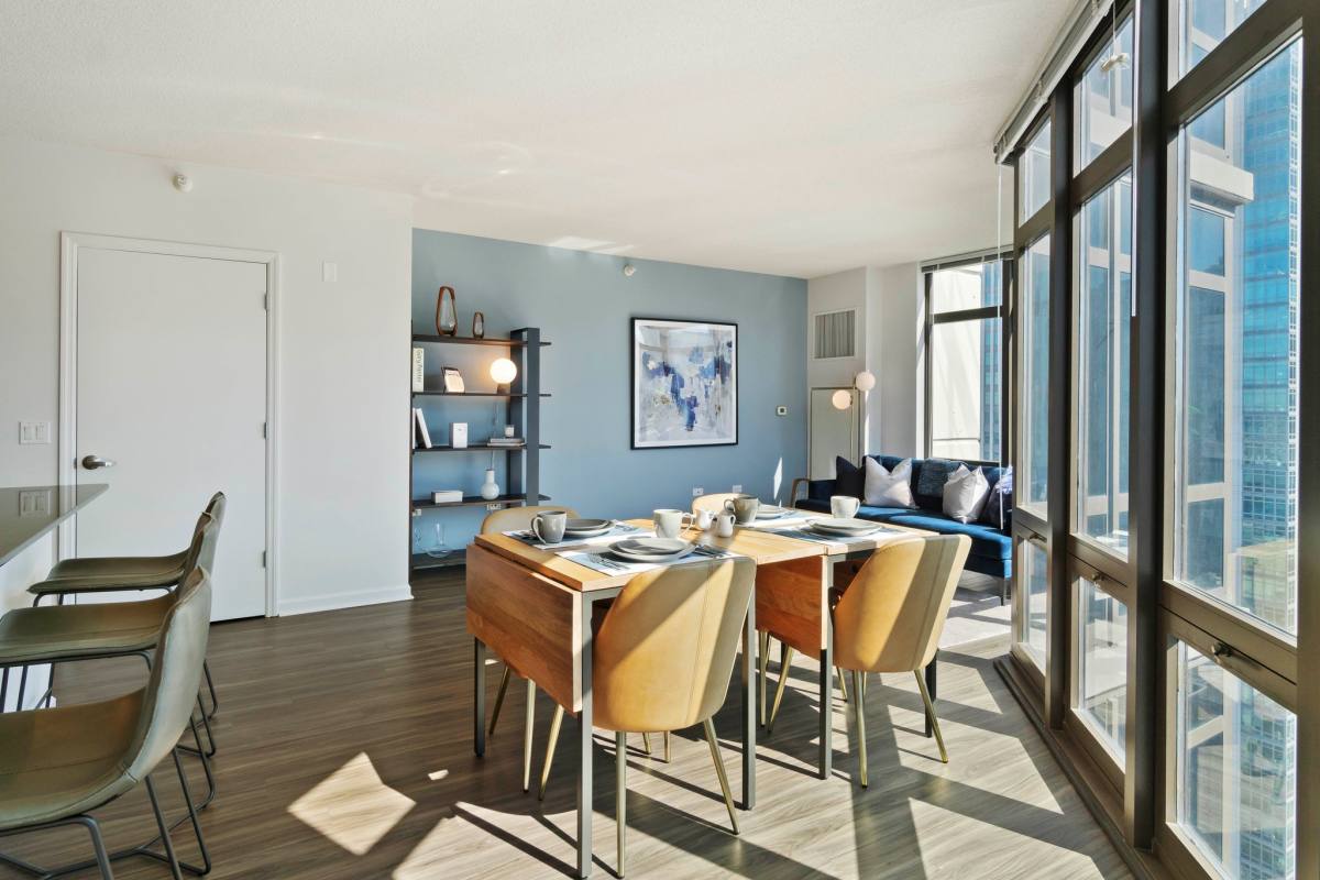 Apartment for rent at 360 N Desplaines St, Chicago, IL 60661