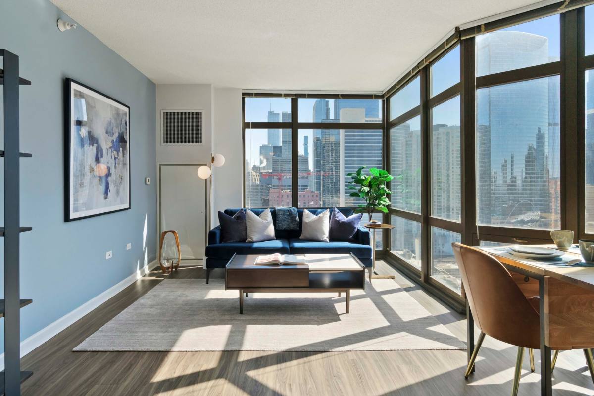 Apartment for rent at 360 N Desplaines St, Chicago, IL 60661