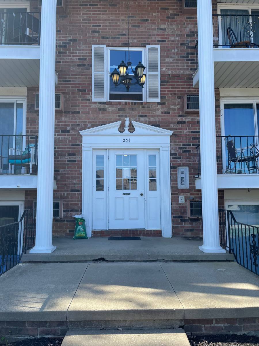 Apartment for rent at 201 Roselane SW #205, North Canton, OH 44720