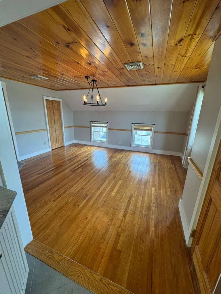 Apartment for rent at 90 Suffolk St #5, Fall River, MA 02720