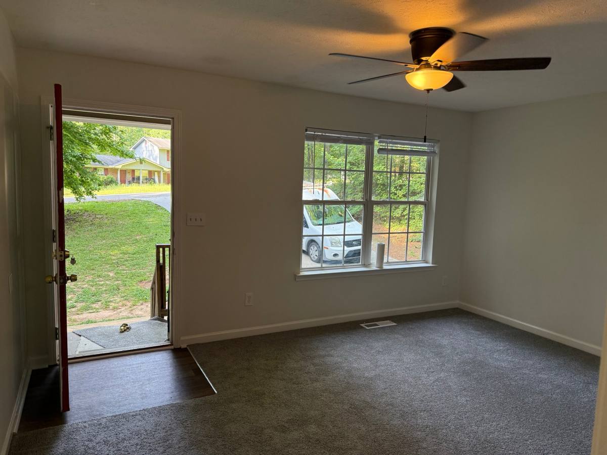 House for rent at 133 Taunton Rd, Covington, GA 30014