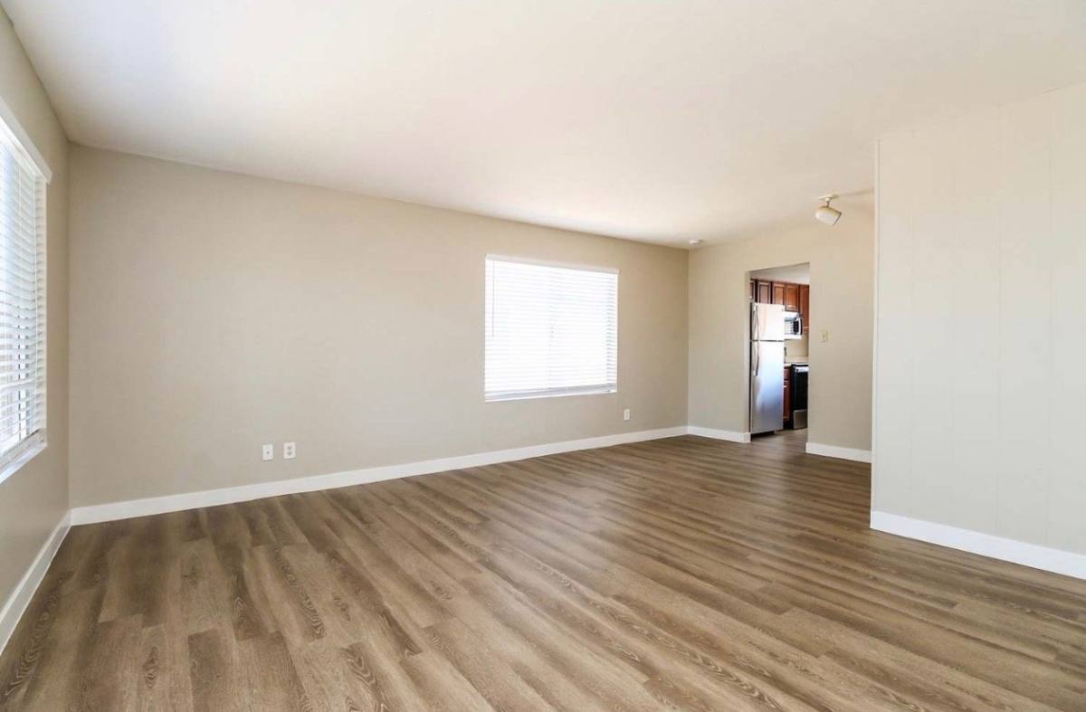 House for rent at 6627 S 44th St, Phoenix, AZ 85042
