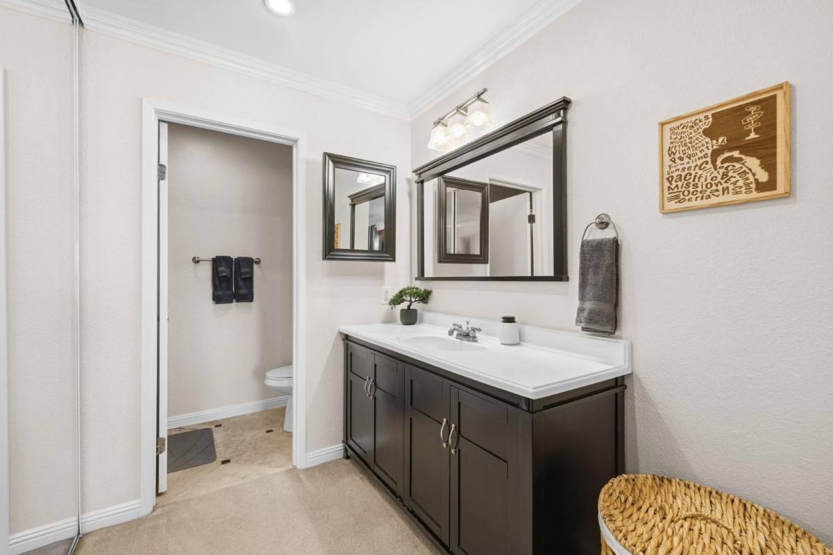 Condo for rent at 10225 Caminito Cuervo, San Diego, CA 92108