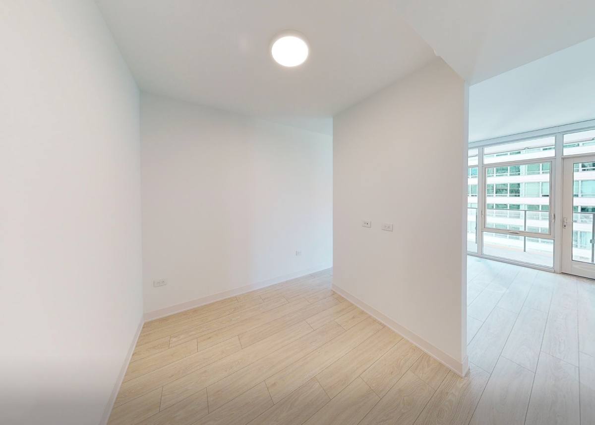 Apartment for rent at 332 N Union Ave, Chicago, IL 60661