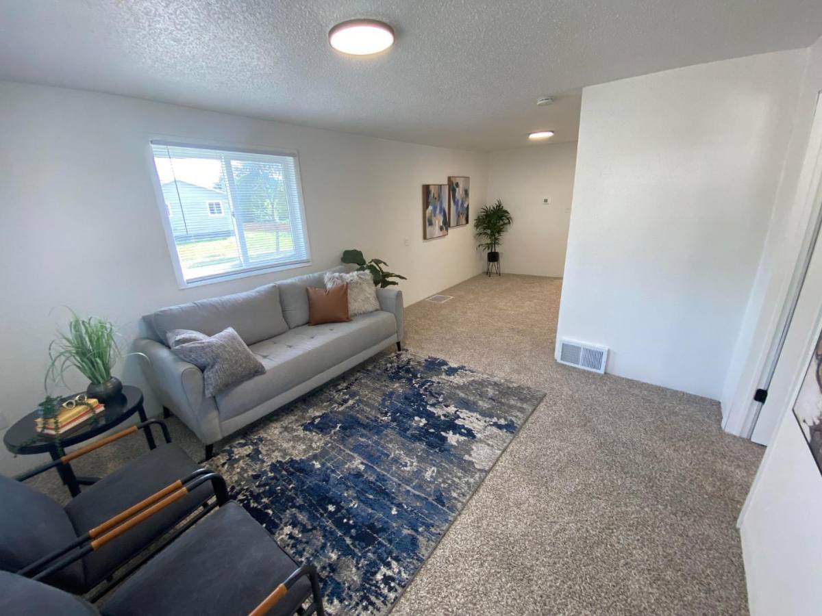 House for rent at 413 S Wayland Ave #413, Sioux Falls, SD 57103