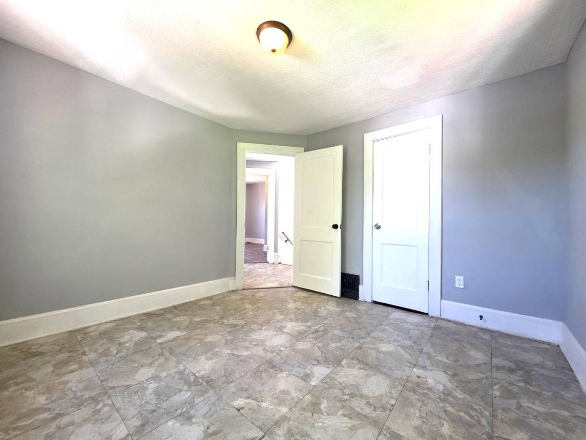 House for rent at 408 Bacon Ave, Akron, OH 44320