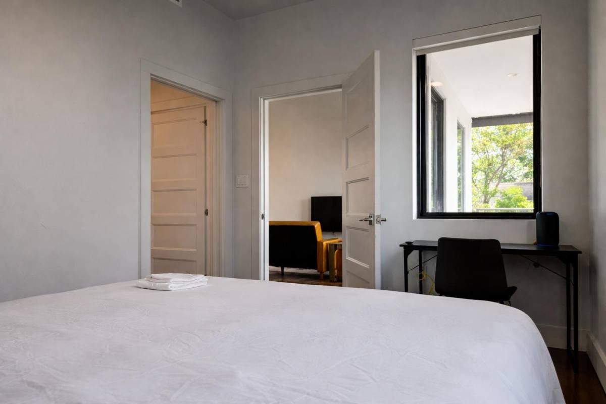 Apartment for rent at 5515 Humming Bird Lane Modern Minimalist NE, Austin, TX 78745