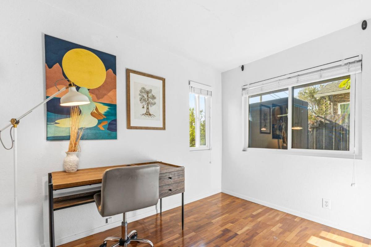 Apartment for rent at 4666 Mission Ave, San Diego, CA 92116