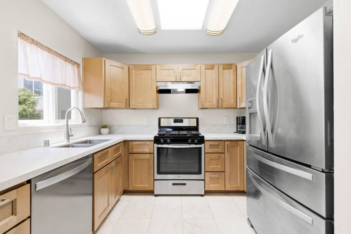 Apartment for rent at 1668 Missouri St, San Diego, CA 92109