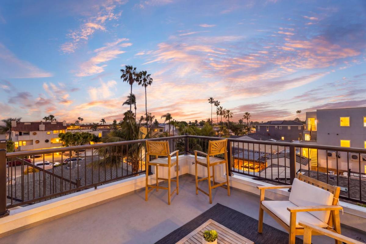 Apartment for rent at 1668 Missouri St, San Diego, CA 92109