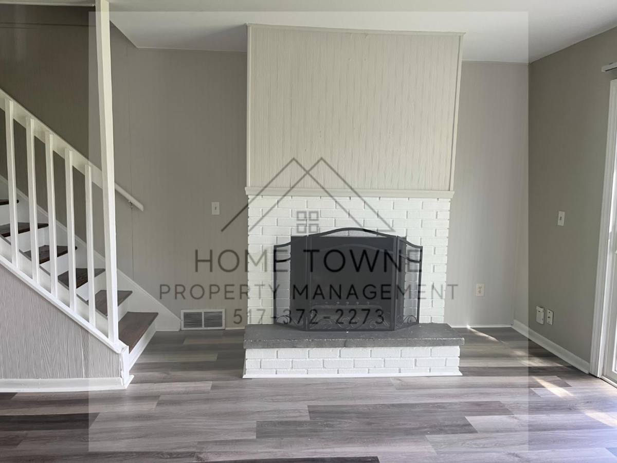 Apartment for rent at 1632 Greencrest Ave, East Lansing, MI 48823