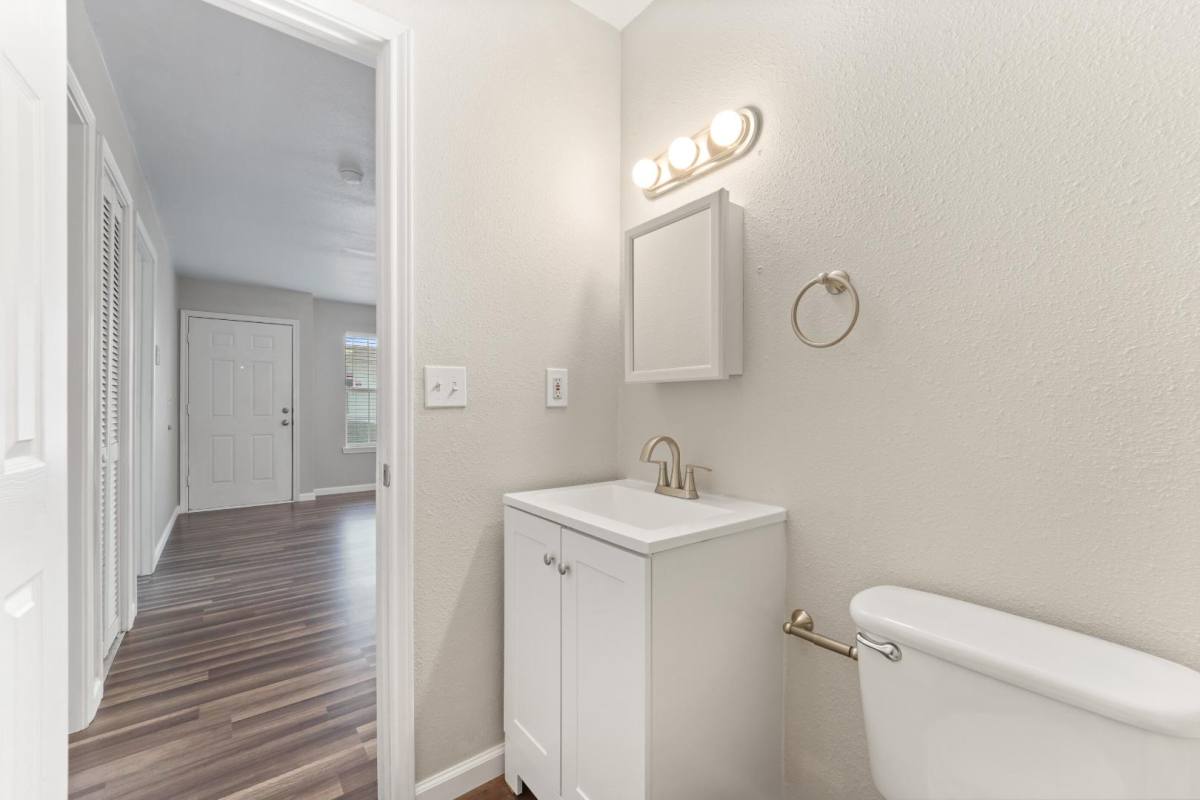 Apartment for rent at 516 Hollyhock St #H17, Waller, TX 77484