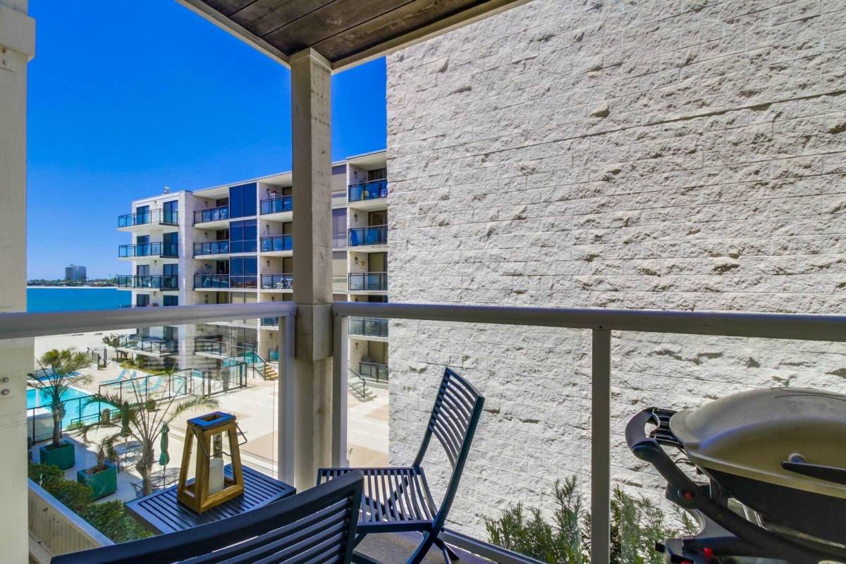 Condo for rent at 3888 Riviera Dr, San Diego, CA 92109