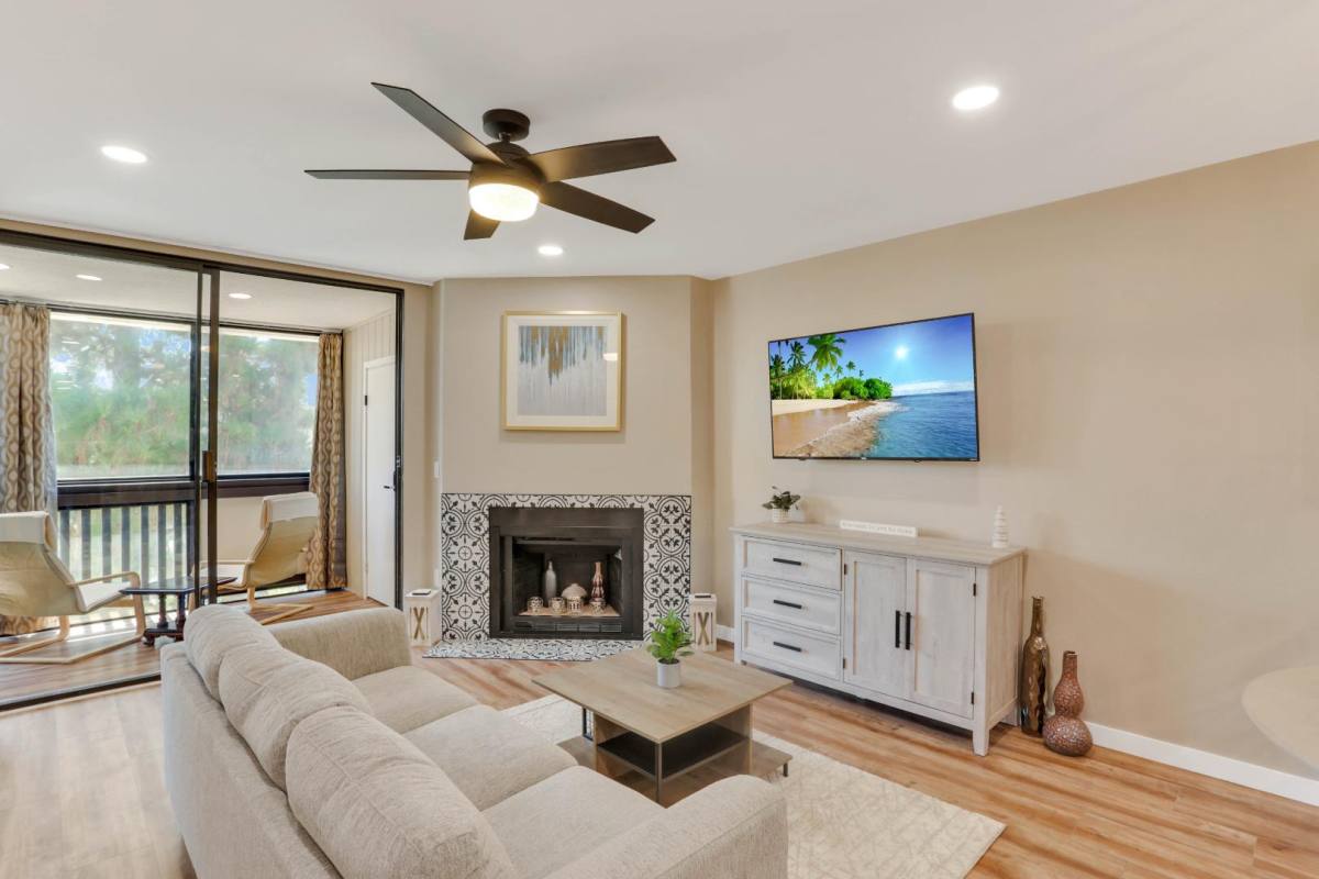Apartment for rent at 3098 Rue Dorleans #RUE, San Diego, CA 92110