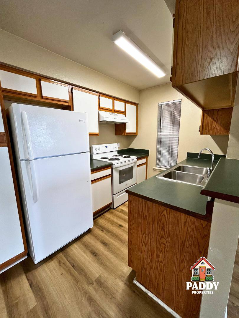 Apartment for rent at 2330 N Jefferson Ave #205, Mount Pleasant, TX 75455