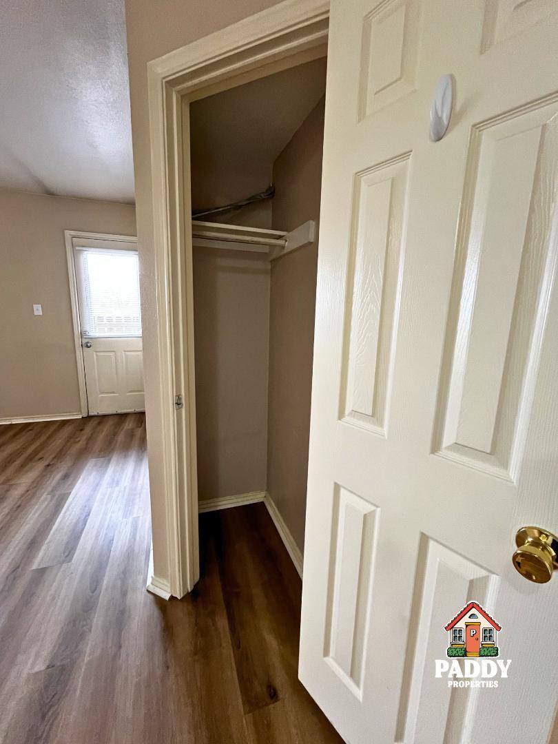 Apartment for rent at 2330 N Jefferson Ave #205, Mount Pleasant, TX 75455