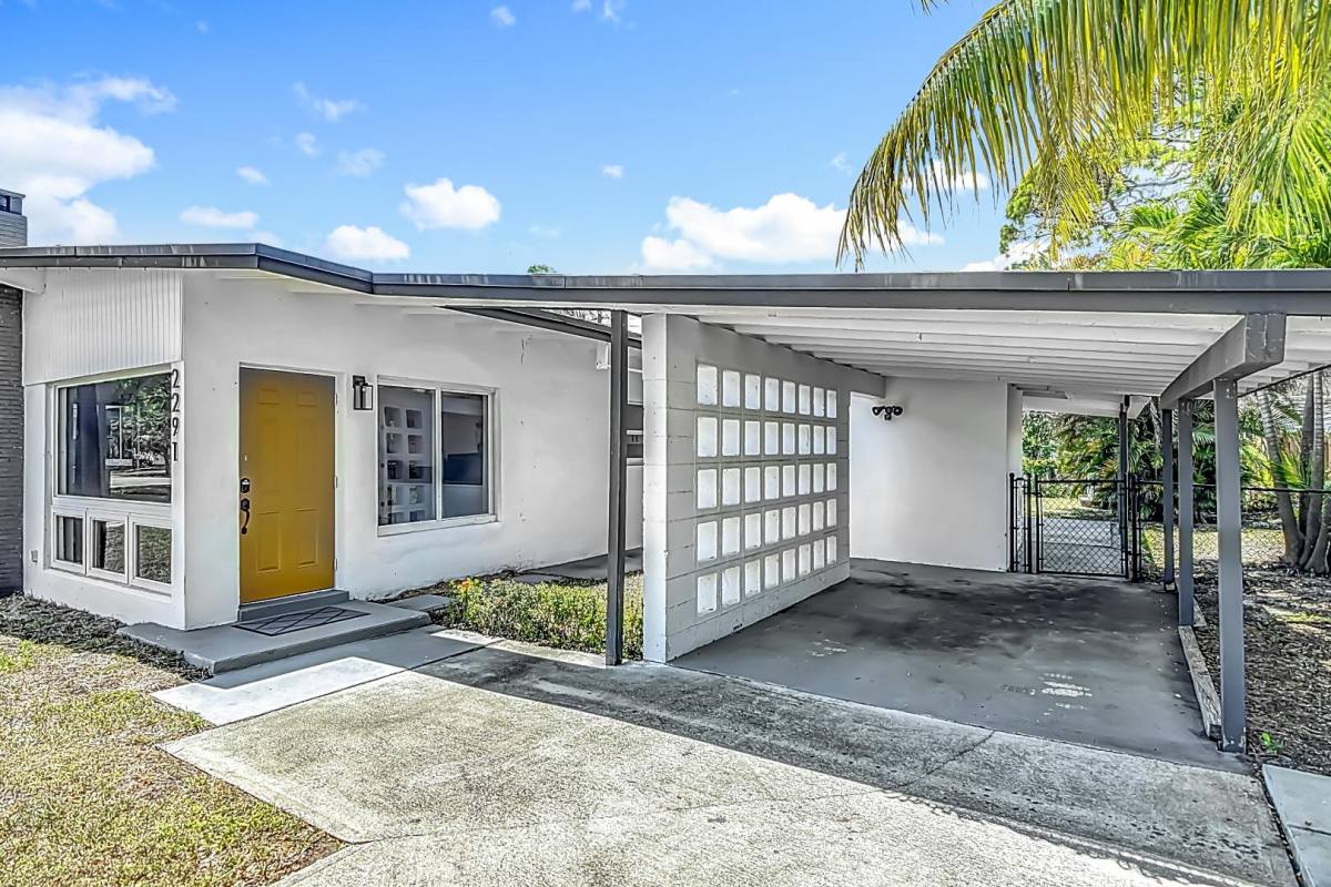 House for rent at 2291 SW 34th Terrace, Fort Lauderdale, FL 33312