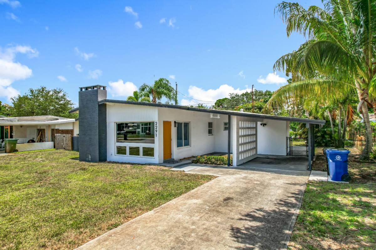 House for rent at 2291 SW 34th Terrace, Fort Lauderdale, FL 33312