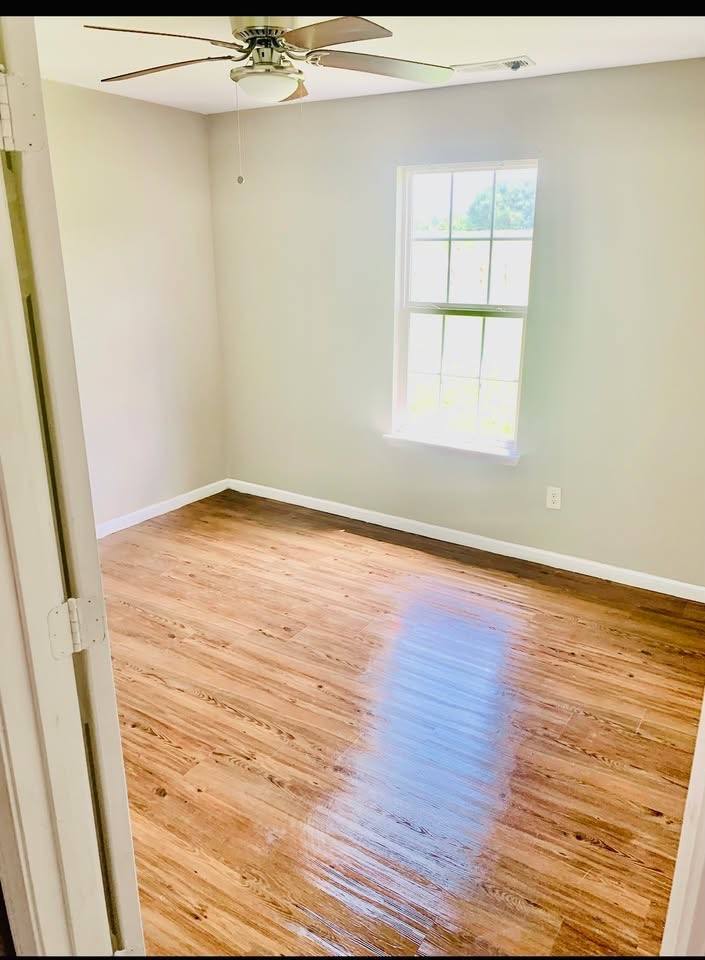 Apartment for rent at 4005 County Rd 34 #1, Centre, AL 35960