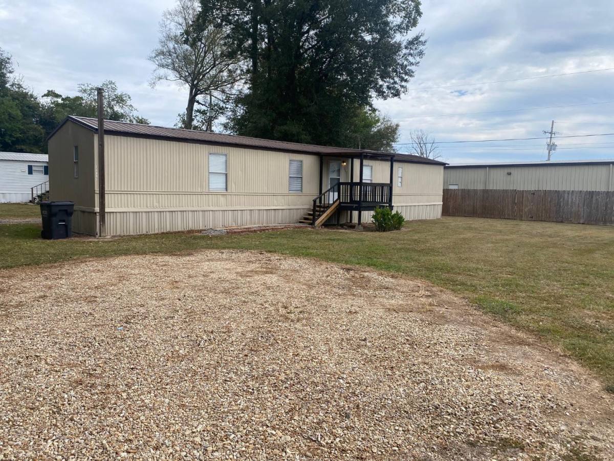 House for rent at 15942 Louisiana 16 #DG-2, French Settlement, LA 70733