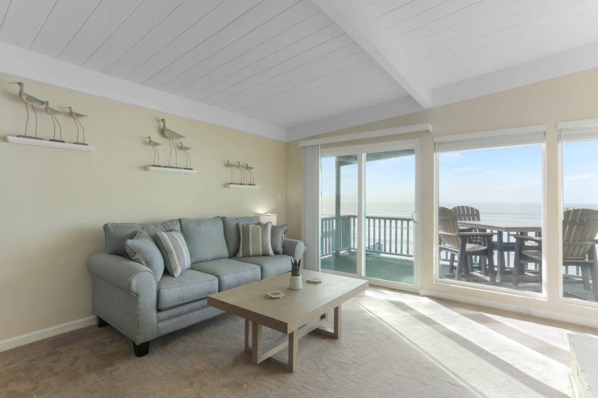 Condo for rent at 1620 Seacoast Dr, Imperial Beach, CA 91932