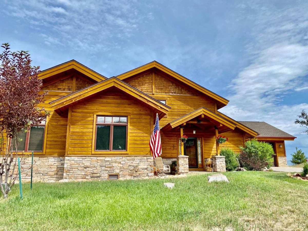 House for rent at 97 Timberline Dr, Granby, CO 80446