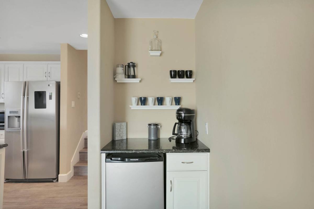 Condo for rent at 5915 Lauretta St #2, San Diego, CA 92110