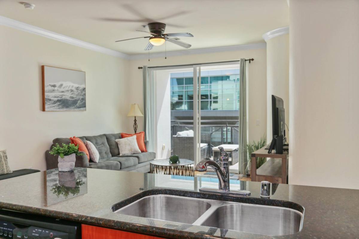 Condo for rent at 525 11th Ave #1408, San Diego, CA 92101