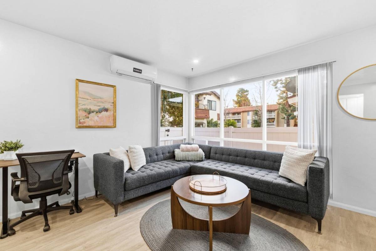 Condo for rent at 1818 Diamond St, San Diego, CA 92109