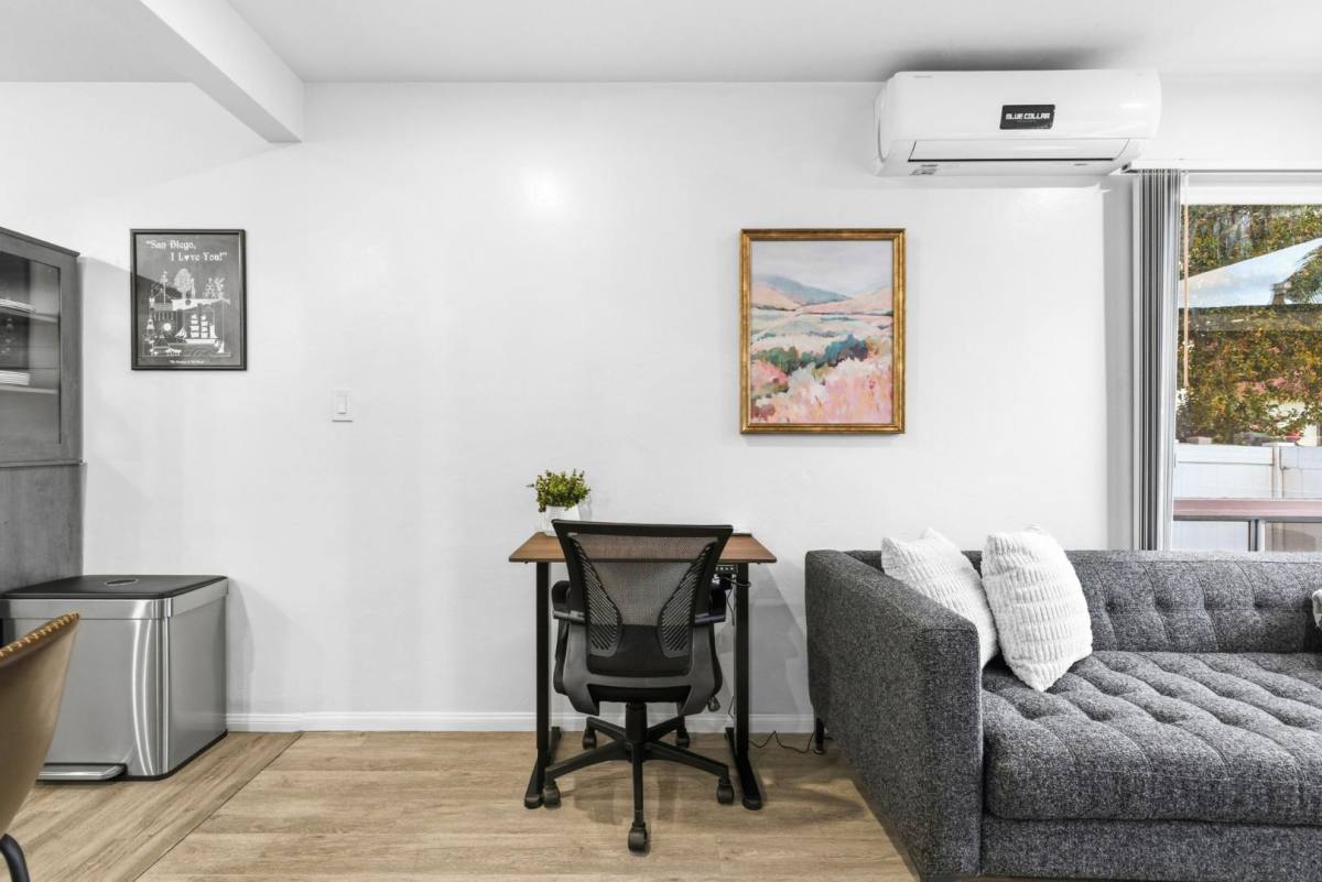 Condo for rent at 1818 Diamond St, San Diego, CA 92109