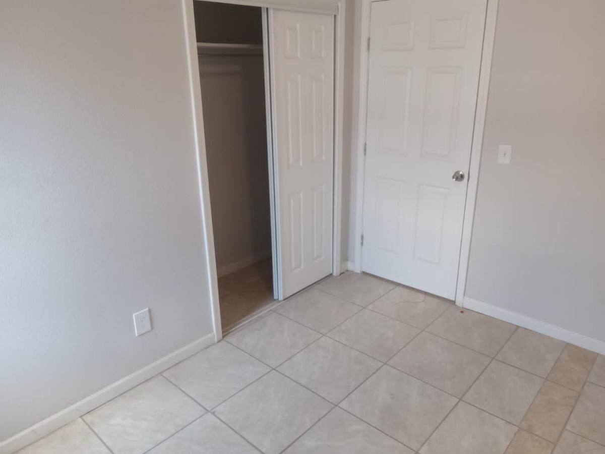 Apartment for rent at 505 W Estes Ave #4, Midland, TX 79701