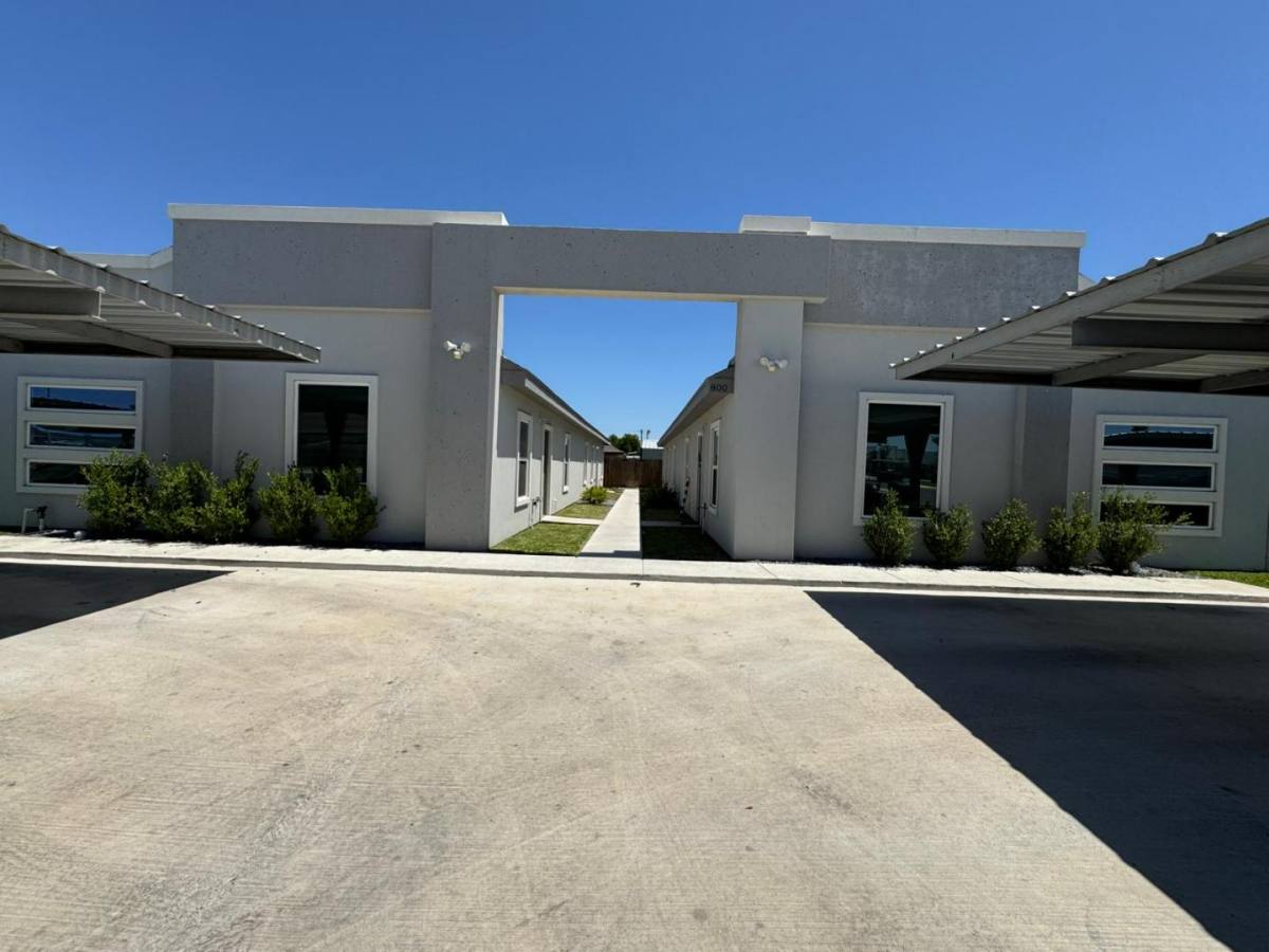 Apartment for rent at 800 N Kentucky St #3, Mission, TX 78573