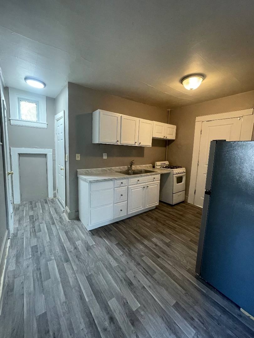 Apartment for rent at 1320 Kewaunee St #1320A, Racine, WI 53404