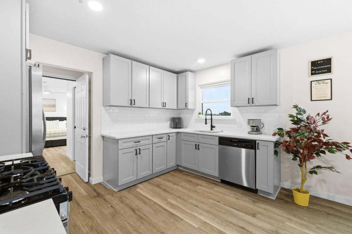 House for rent at 1404 Lieta St, San Diego, CA 92110