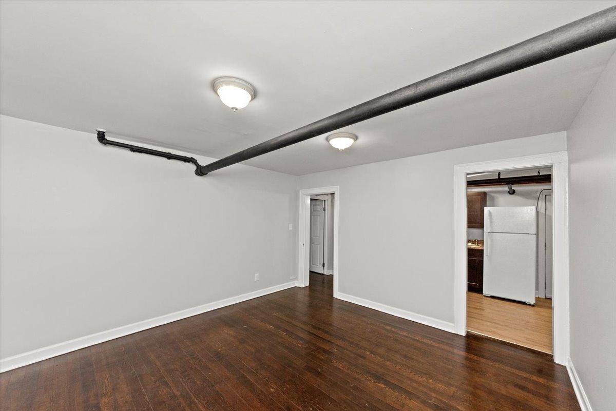 Apartment for rent at 5054 N Wolcott Ave, Chicago, IL 60640