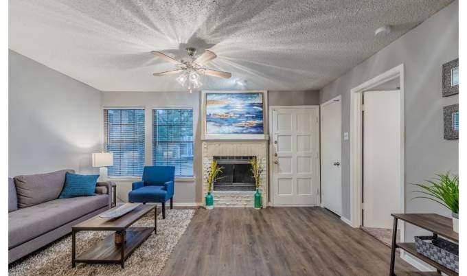 Apartment for rent at 930 I 30 Frontage Rd, Garland, TX 75043