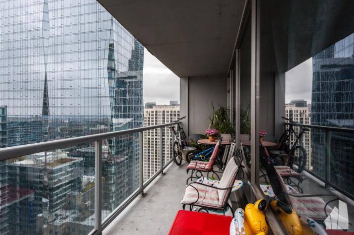 Condo for rent at 100 E 14th St #2608, Chicago, IL 60605