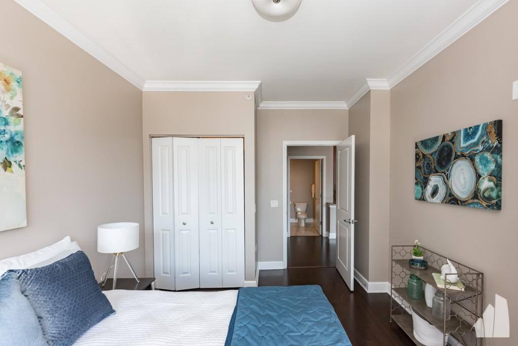 Condo for rent at 100 E 14th St #1009, Chicago, IL 60605