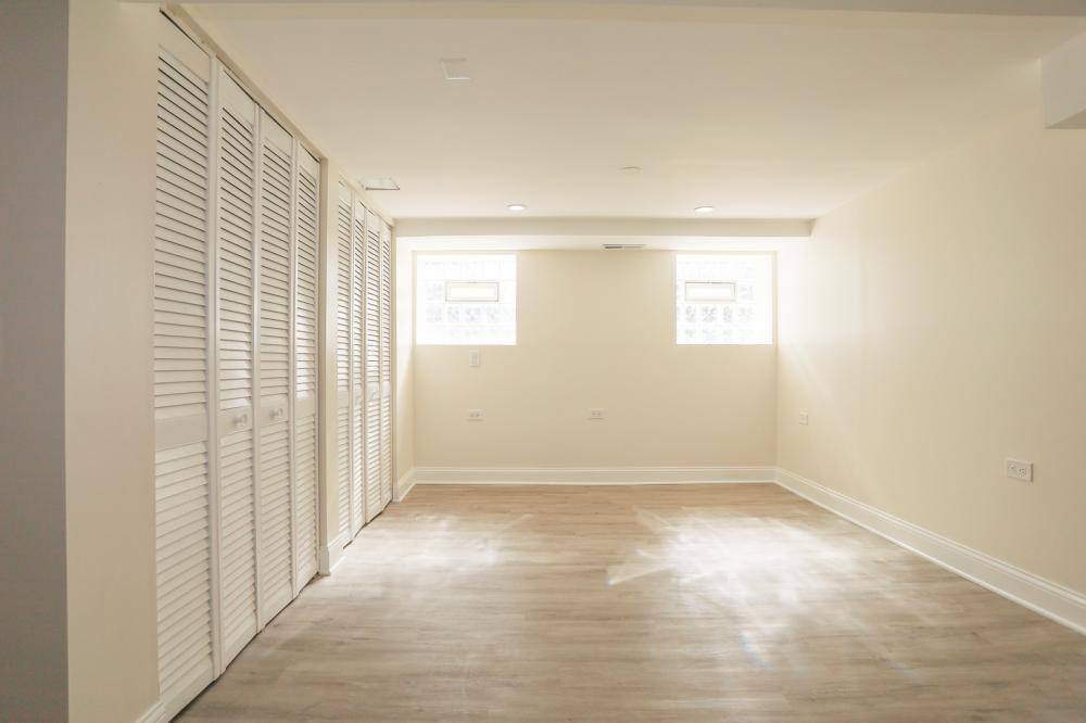 House for rent at 2512 N Southport Ave #1R, Chicago, IL 60614
