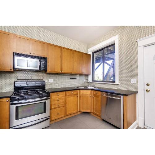 Apartment for rent at 3634 W Wrightwood #2E, Chicago, IL 60647