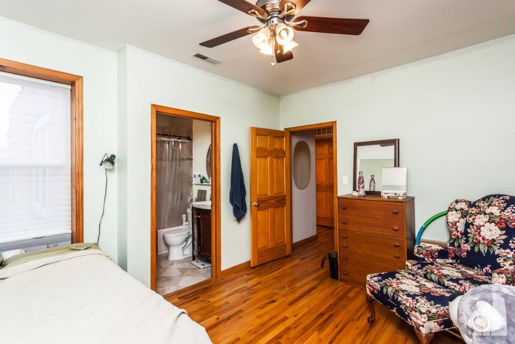 Apartment for rent at 2720 N Sawyer Ave #3A, Chicago, IL 60647