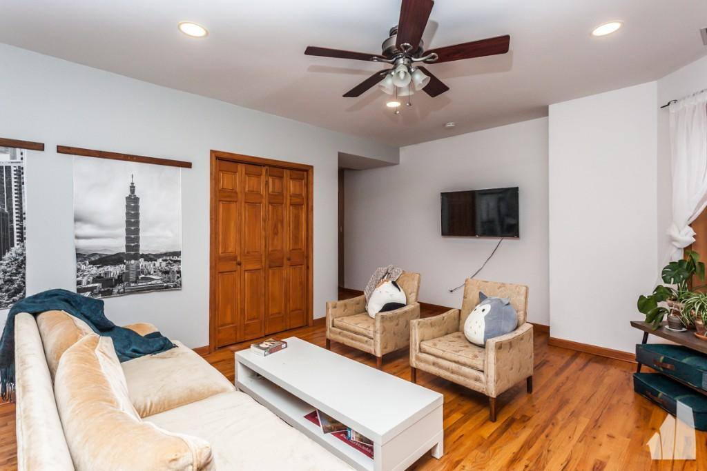 Apartment for rent at 2720 N Sawyer Ave #3A, Chicago, IL 60647