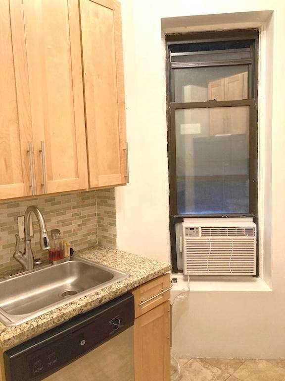 Apartment for rent at 333 W 19th St #1E, New York, NY 10011