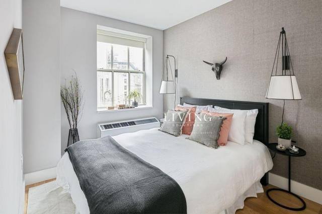 Apartment for rent at 67 Wall St #3K, New York, NY 10005