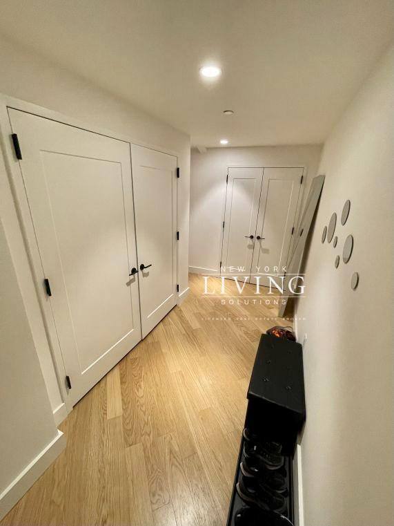 Apartment for rent at 67 Wall St #3K, New York, NY 10005