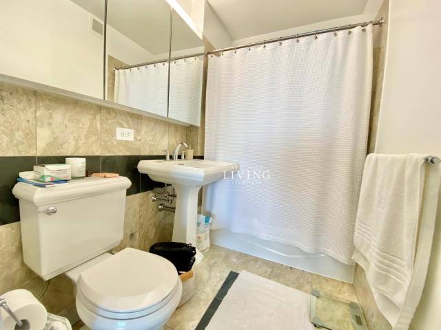 Apartment for rent at 400 Chambers St #12G, New York, NY 10282