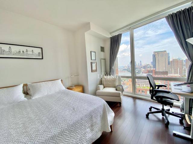 Apartment for rent at 200 N End Ave #32C, New York, NY 10282