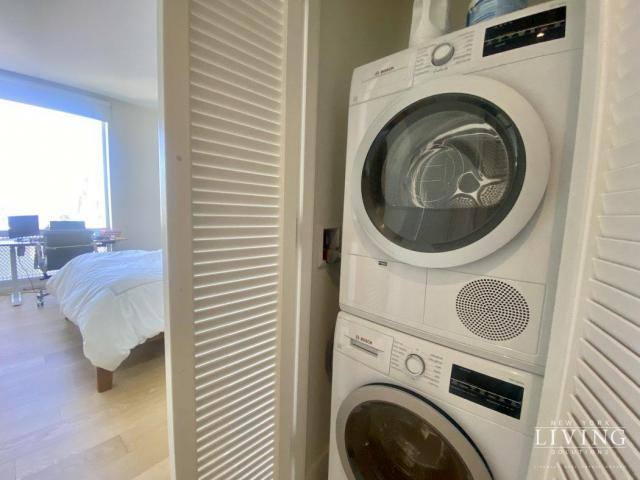 Apartment for rent at 19 Dutch St #38C, New York, NY 10038